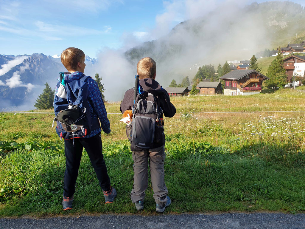 Goedemorgen Riederalp, wij gaan wandelen over de Aletschgletsjer gletsjertocht-met-kinderen