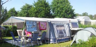 Vakantie met kinderen, kamperen met kinderen, kids er op uit, caravan Burstner