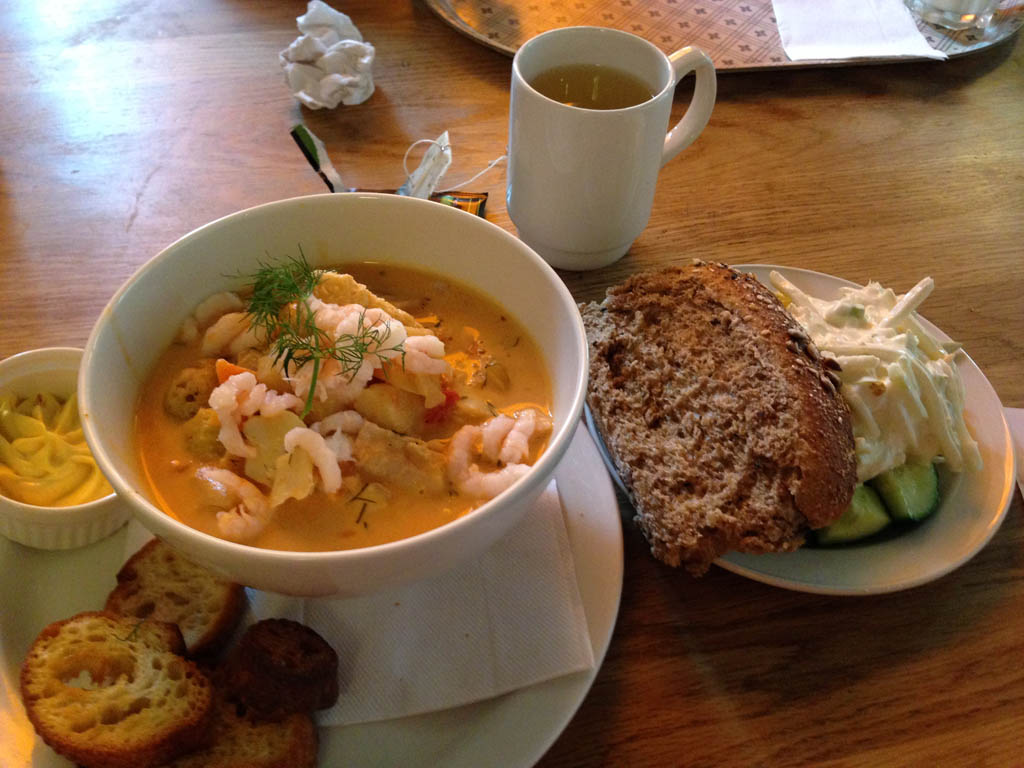 Na de lunch bij Grillska Huset kan je de avondmaaltijd beperken.