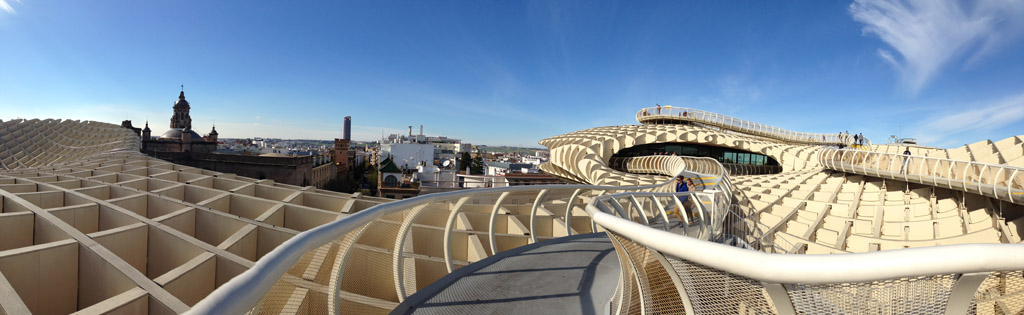 Bovenop Metropol Parasol heb je een prachtig uitzicht over Sevilla.