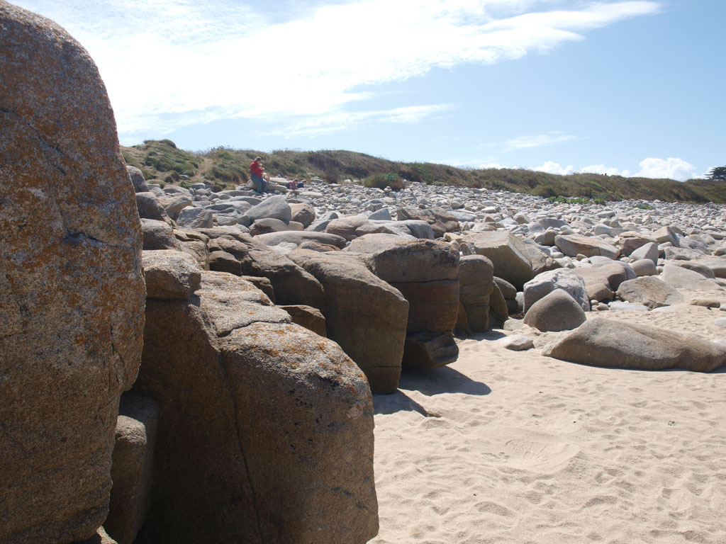 Rotsen en zand. 