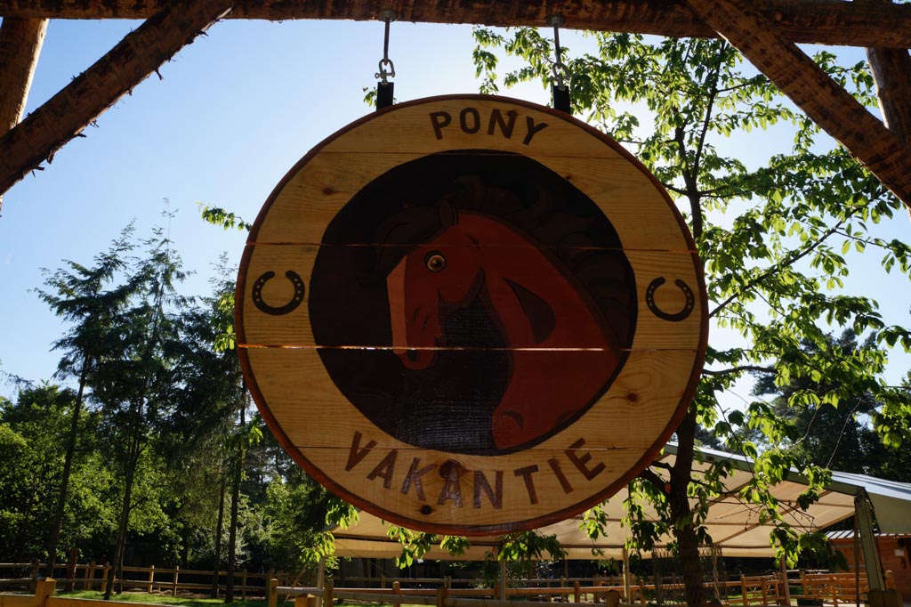 De Pony Vakantie is echt een eigen stukje binnen het grotere park van CenterParcs.