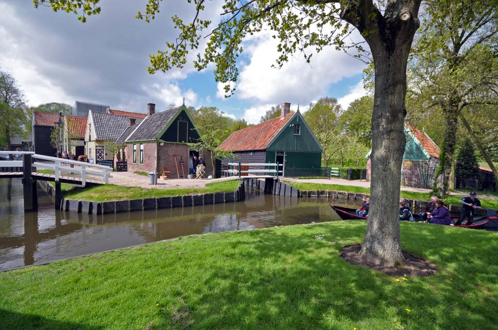 Huisjes van rondom de voormalige Zuiderzee.