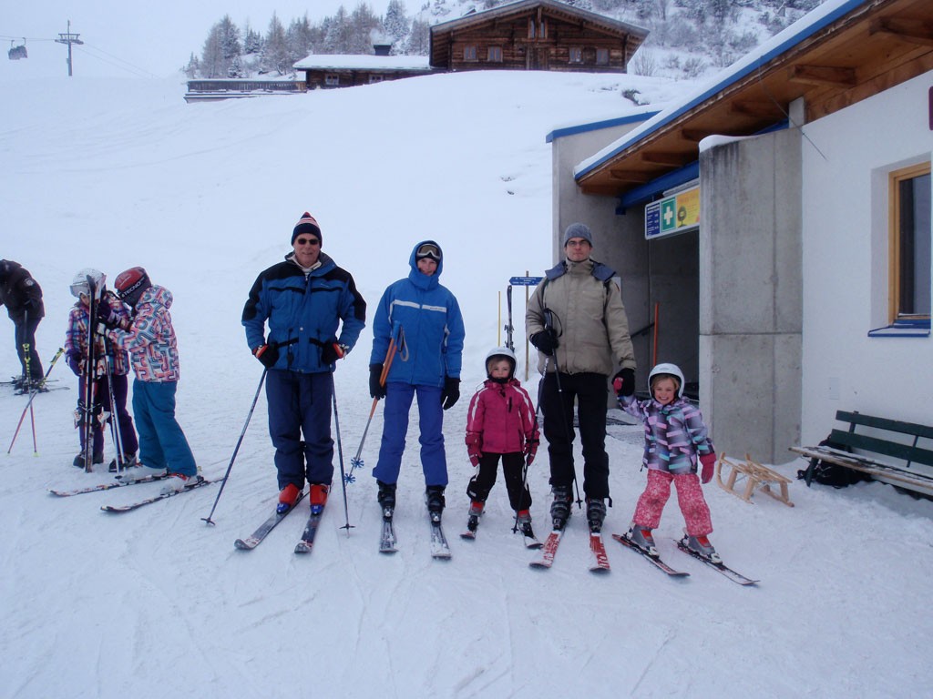 Met z'n allen samen skiën is het leukste!