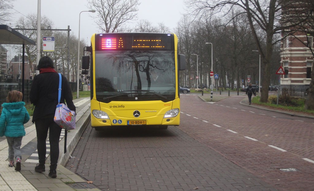 Er gaat elke 10 minuten wel een bus naar het centrum, ideaal.