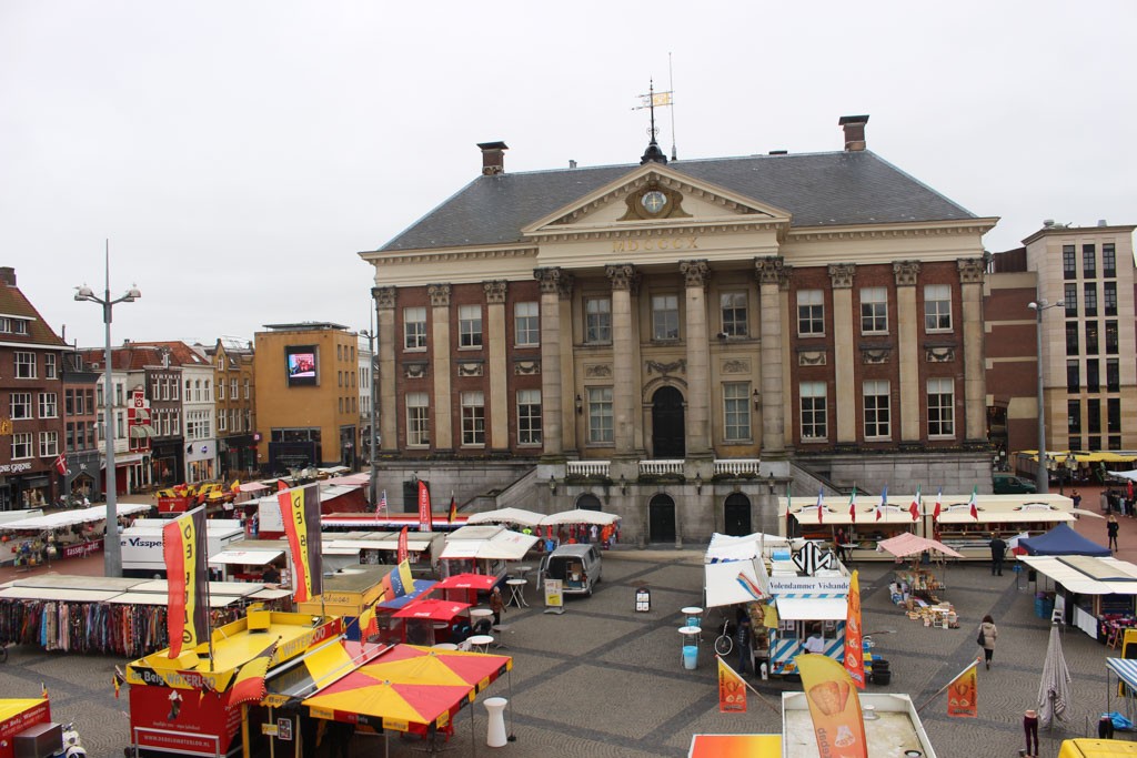 De markt in Groningen, leuk om even langs te lopen.