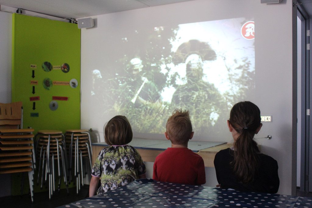 In Museum het Pakhuis kijken we een film over de Romeinen.