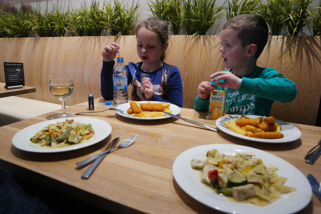 We eten 's avonds bij onze favoriete Duitse fastfoodketen: Nordsee.