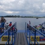 Fietsen langs het lipnomeer 11 Wachten op de pont