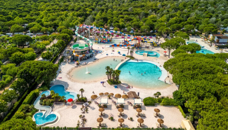 Union Lido Mare met baby