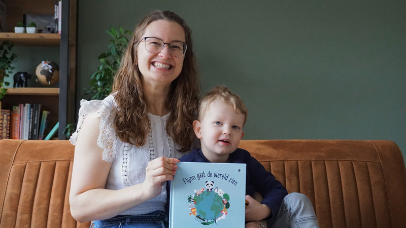 Flynn gaat de wereld zien: een lief kinderboek voor kleine wereldreizigers