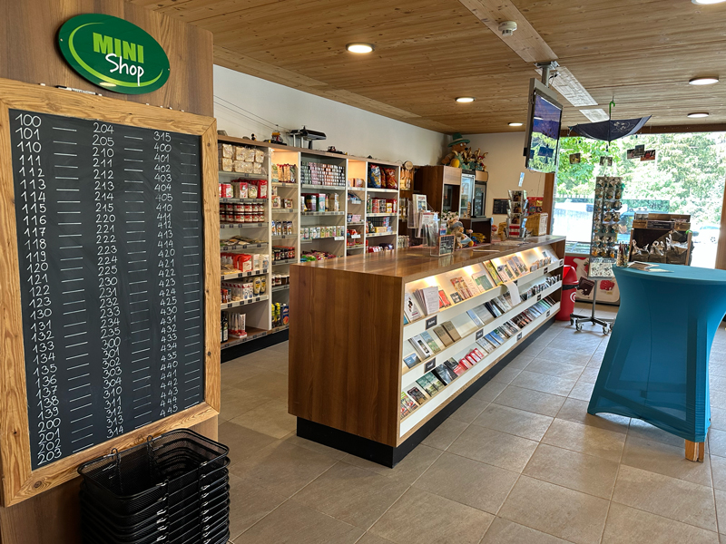 Minishop voor boodschappen bij Landal Brandnertal